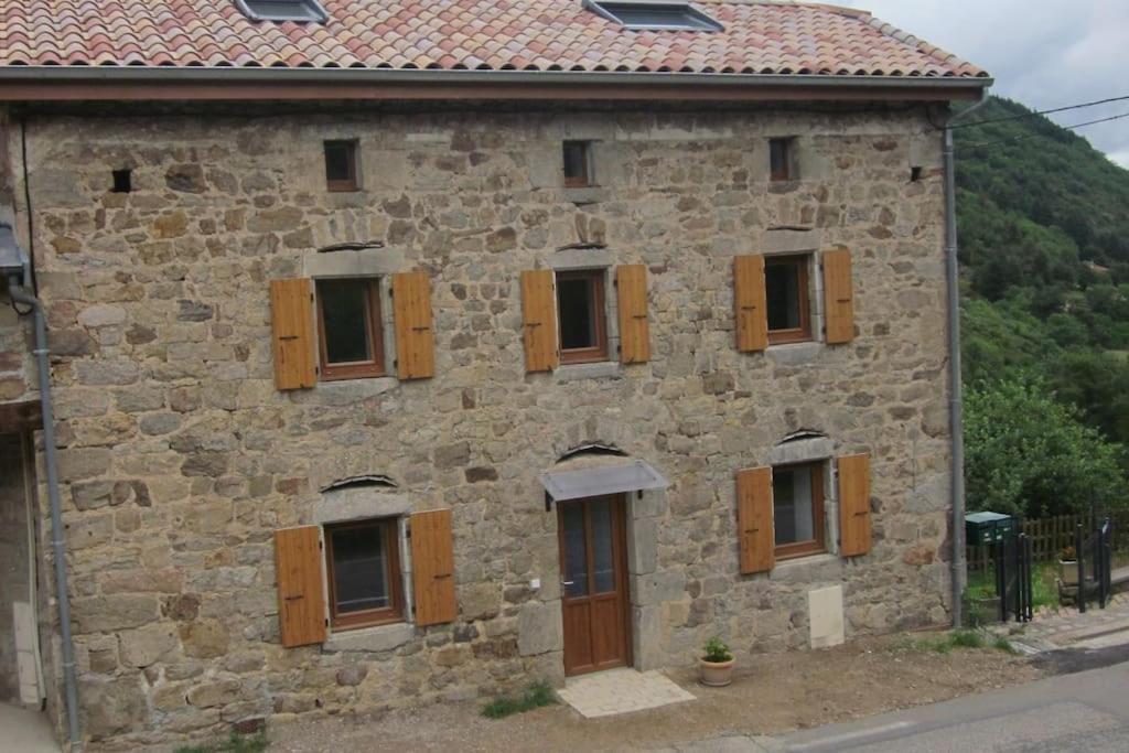 Gite Du Charpentier Vocance Exterior foto
